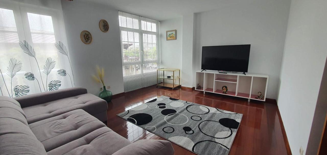 Piso Iria Apartment Cee Bagian luar foto