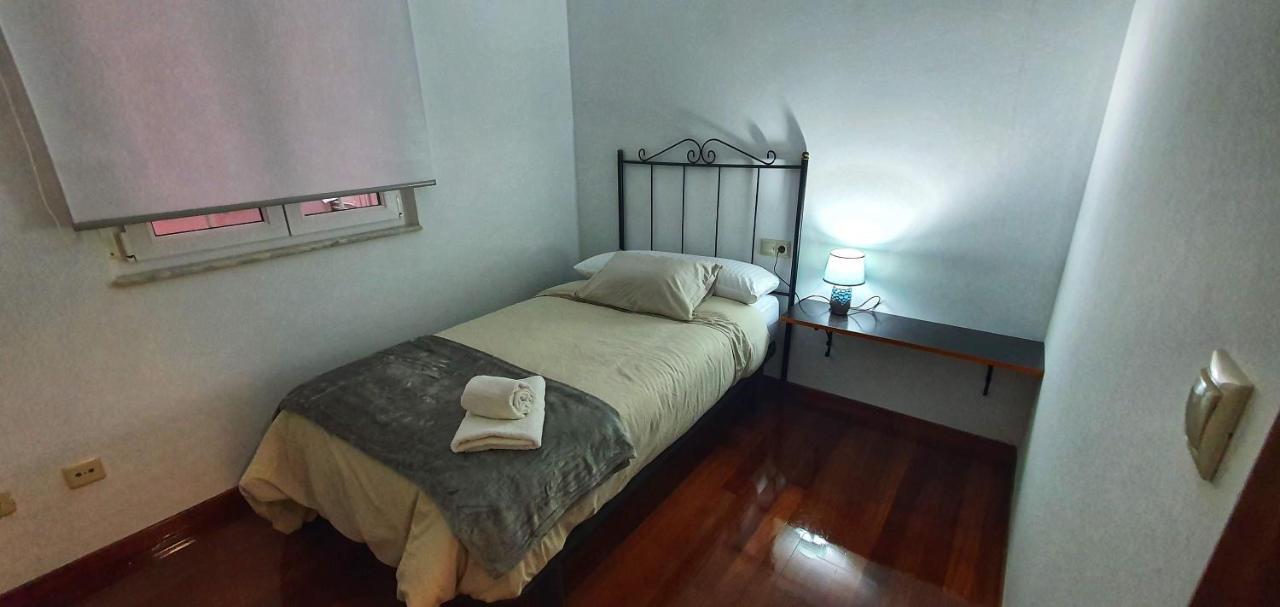 Piso Iria Apartment Cee Bagian luar foto